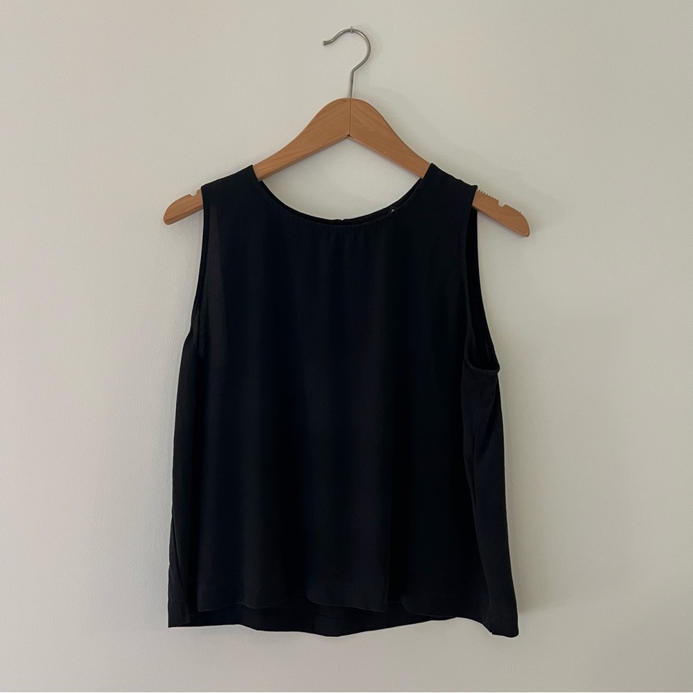 Eileen Fisher Cropped Shell in Black Silk